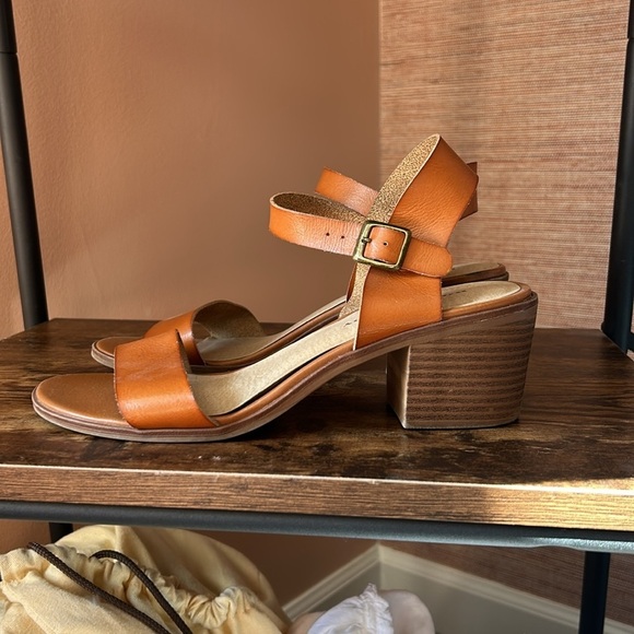ROCK & CANDY | shoes size 8.5 brown sandals heels wedges - Picture 4 of 11